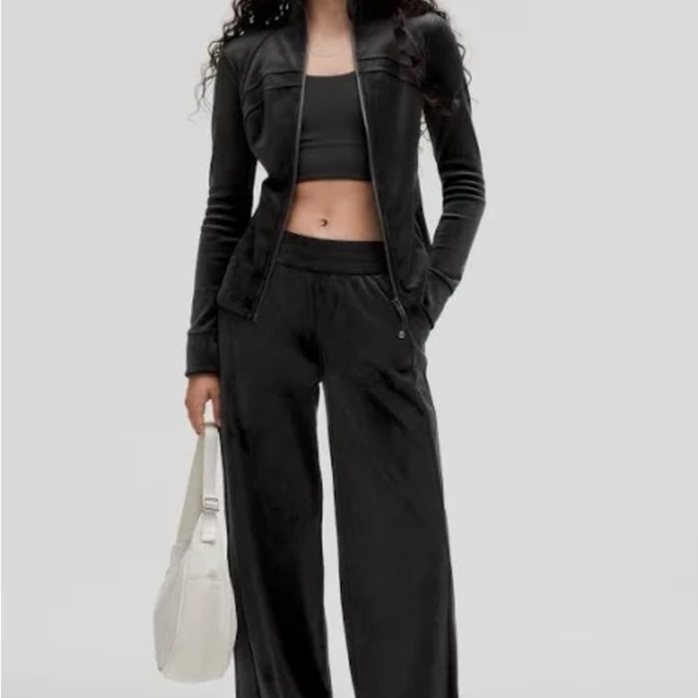 Lululemon Scuba wide leg black velvet pants. Size XL.